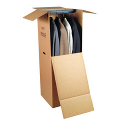 Kleiderbox aus Karton